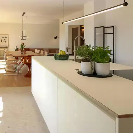Mid-century House With Valley View In Vulkaneifel Vakantiehuis Gerolstein